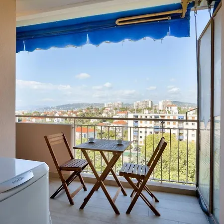 Le Balzac T3 Centre Proche Toutes Commodites *