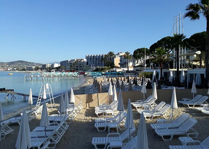 Le Balzac T3 Centre Proche Toutes Commodites *