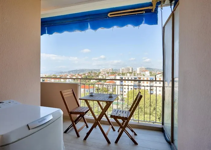 Le Balzac T3 Centre Proche Toutes Commodites *