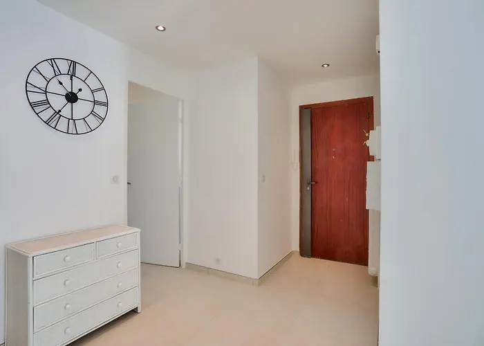 Le Balzac T3 Centre Proche Toutes Commodites * Antibes