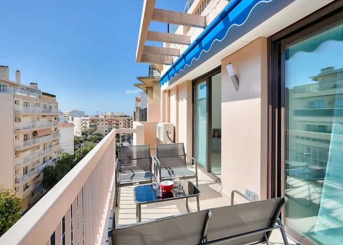 Le Balzac T3 Centre Proche Toutes Commodites *